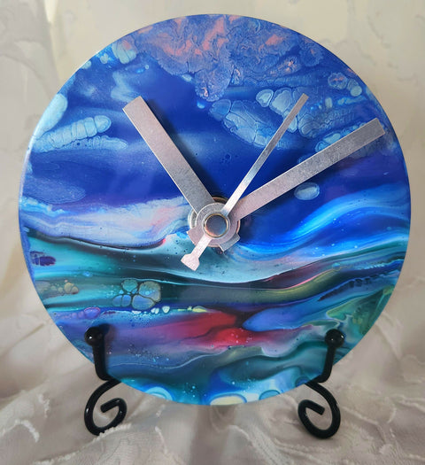 4.75" Decorative Handcrafted Desk Clock