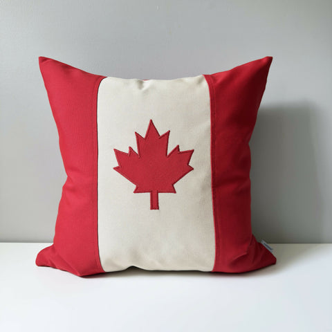 Canada Flag Pillow Cover, Outdoor Maple Leaf Cushion Cover, Choose from Two Sizes
