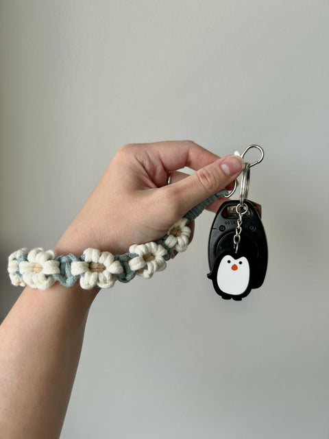 Macrame Flower Wristlet Keychain
