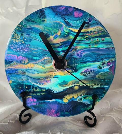 4.75" Decorative Handcrafted Desk Clock