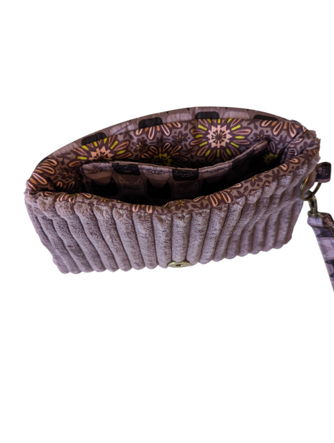 Cat Love Kiss Clutch Wristlet