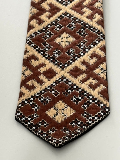 Handmade Tie made from soft and smoothy silk