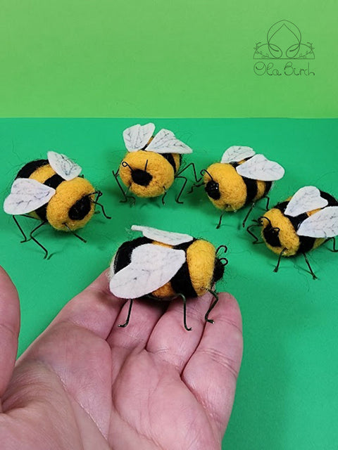 1 Felted Bumblebee