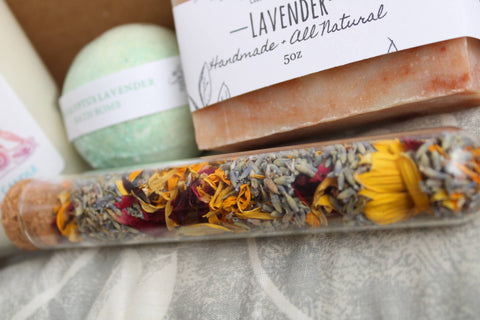 Ultimate Self Care Gift Box, Soy Candle, Eucalyptus Bath Bomb, Natural Soap Bar, Beeswax Lip Balm, Dried Flowers