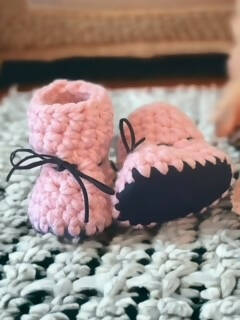 Crochet Baby Booties - Size Newborn